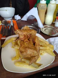 Los mejores 5 restaurantes de pollo frito de San Román Puno