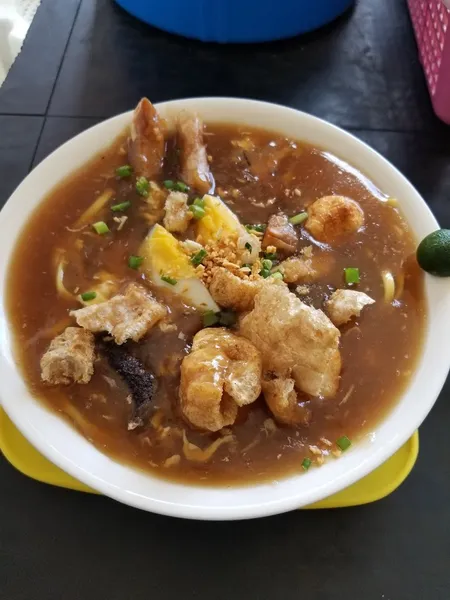 Owey's batangas lomi & bulalo