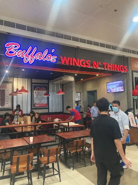 Buffalo’s Wings and Things