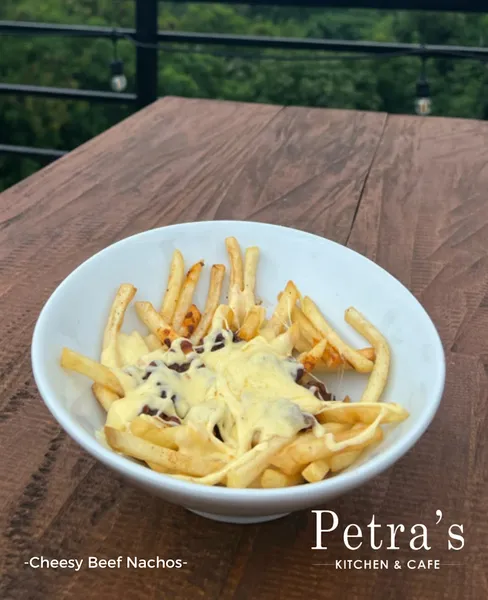 Petra’s Kitchen and Cafe