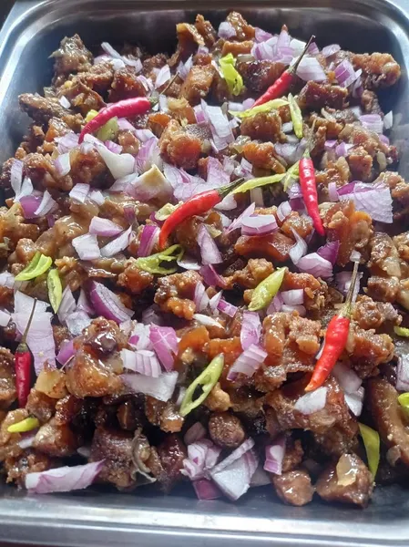 Ronald's Sisig atbp.