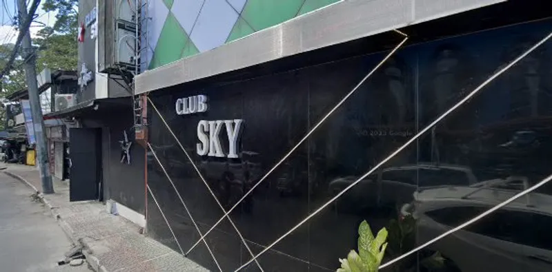 Club sky