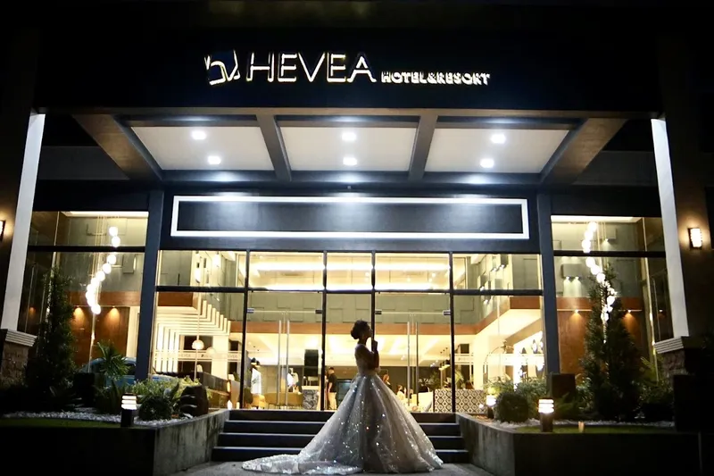 Hevea Hotel & Resort