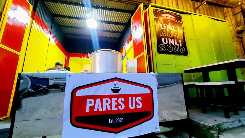 Pares Us