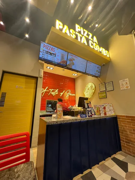 Angel's Pizza - SM Pampanga