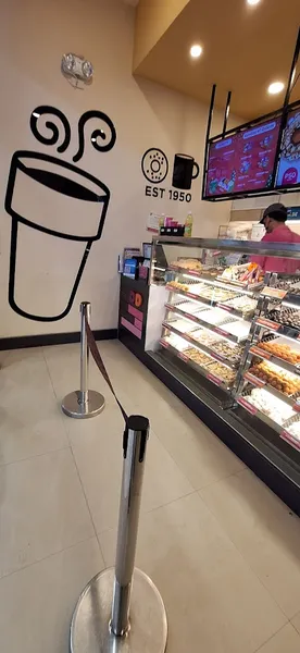 Dunkin' Donuts - SM City Clark