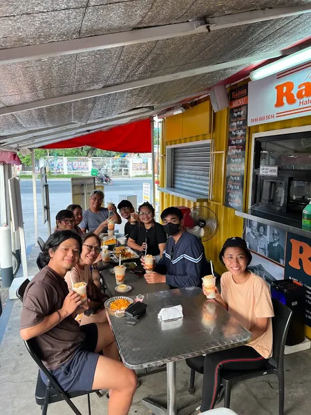 Teresita R. Razon Halo-halo and Palabok