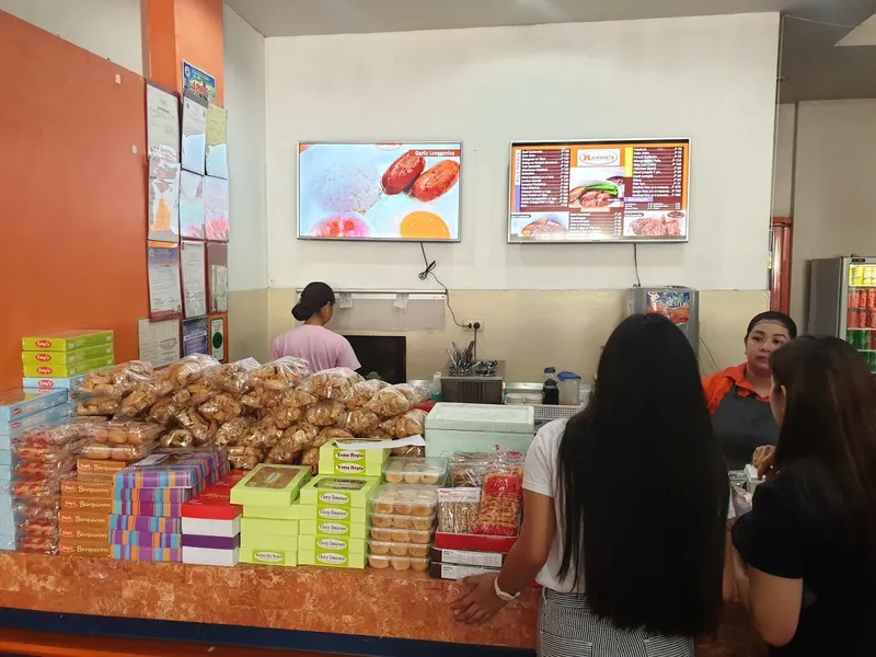 Razon's Halo Halo & Palabok | Mega Station KM62 Nlex