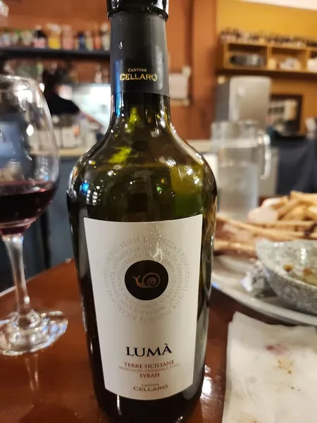 La Bodega Wine + Tapas