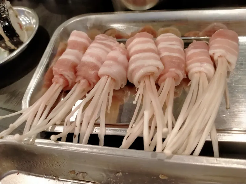 Eomma Samgyeopsal Unlimited