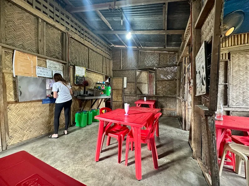 Viclen's Kainan Sa Bukid