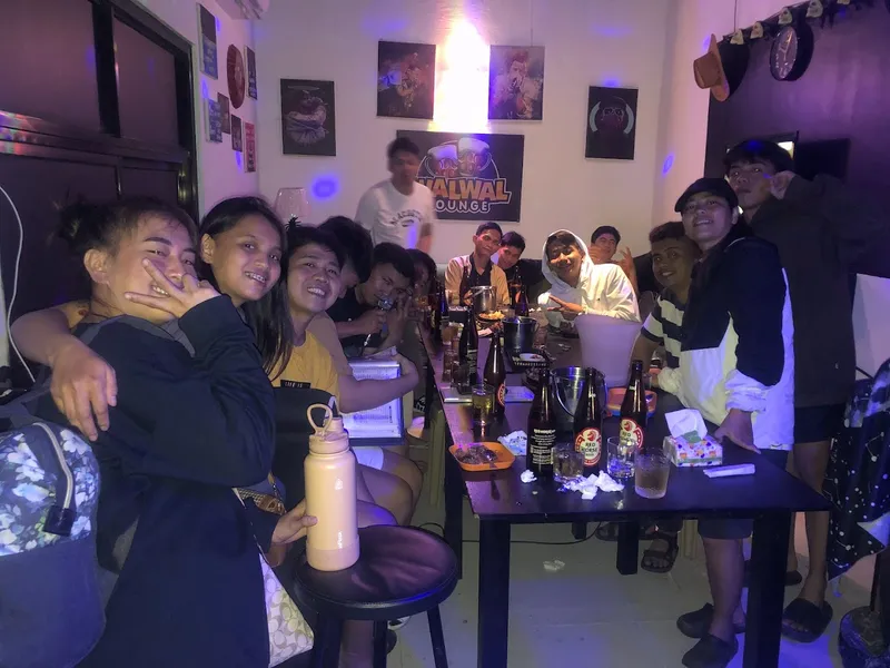 Walwal lounge