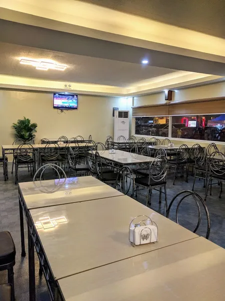 mrtn's Buffet and Events Place