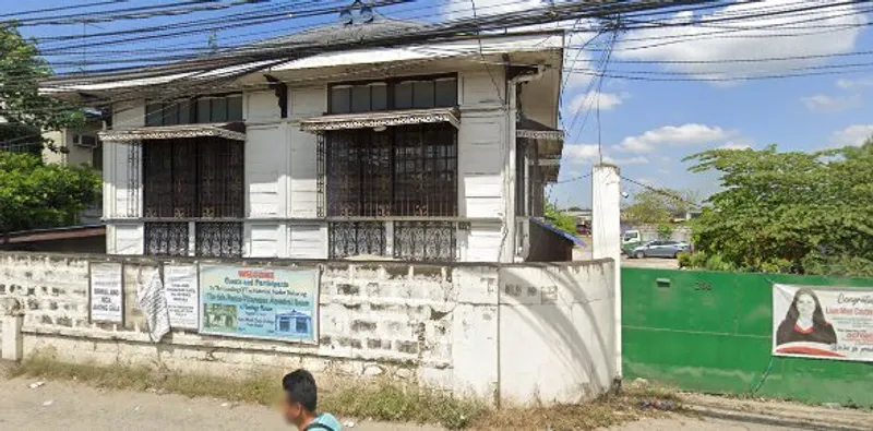 Dela fuente-villaroman ancestral house