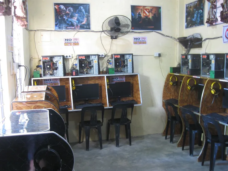 Master Onin Internet Cafe