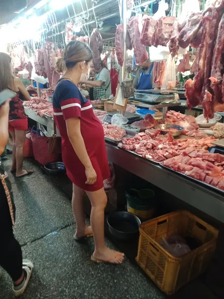 pampang public market