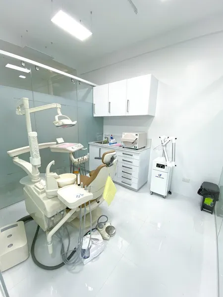 CBT Dental Center