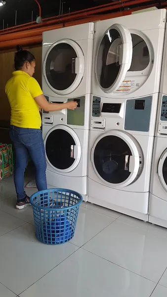 EZClean Laundry Room