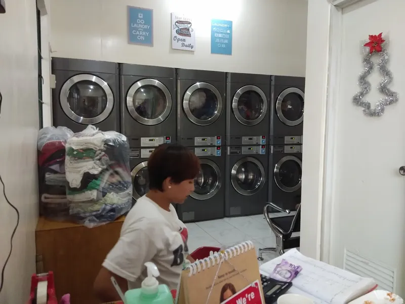 Verson Self Service Laundry