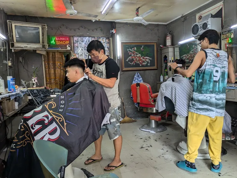 5R Brother Barber Shop