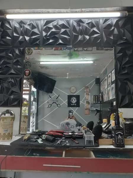 (Jhaypee)Biglang Gwapo Barber Shop