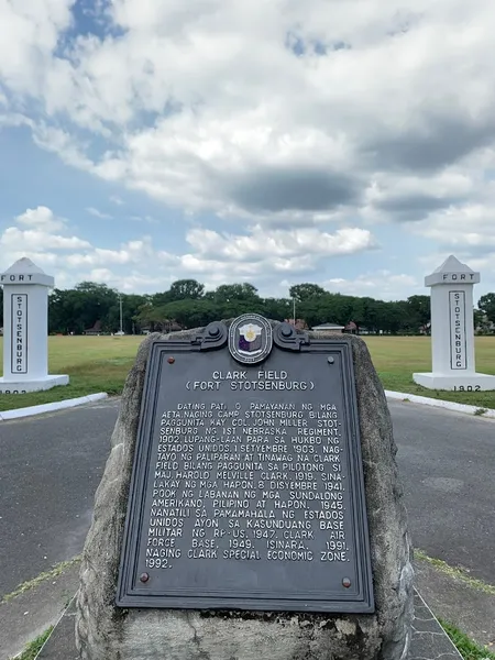 Stotsenburg Park