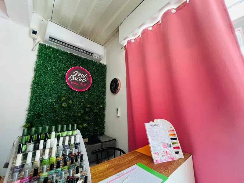 Nail Essence Marilao