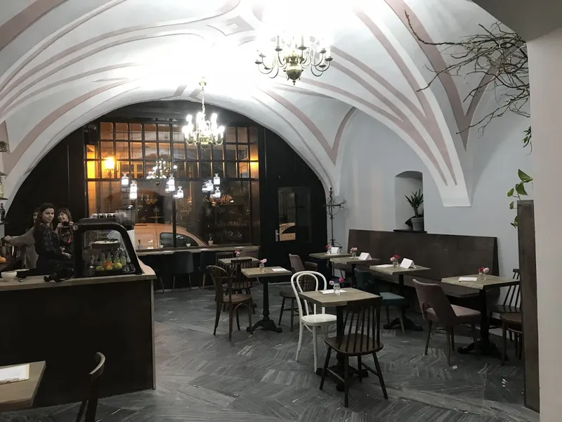 Czarna Magia Cafe & Bistro