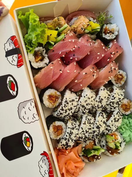 Sushi:Sushi Cafe