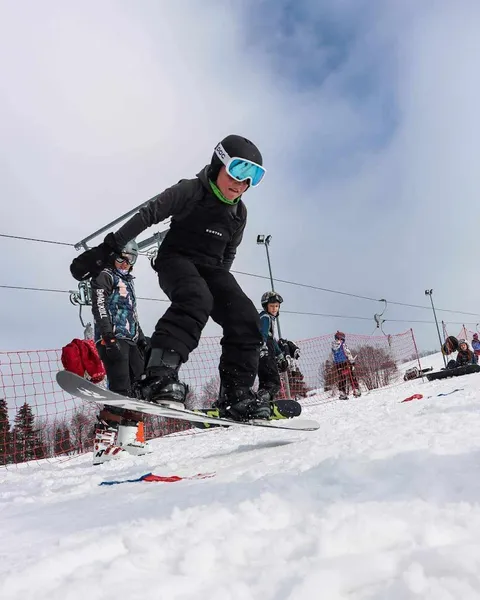 Klub Sportowy "Spójnia-Warszawa" - Półkolonie Letnie i Zimowe, SUP, Snowboard, Kajakarstwo, Brydż