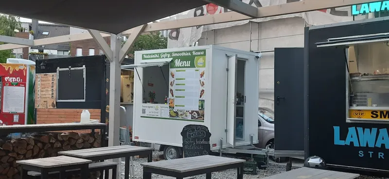 Foodtruck DOMA zapiekanki naleśniki gofry smoothies kawa