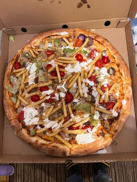 Yummy Mega Pizza