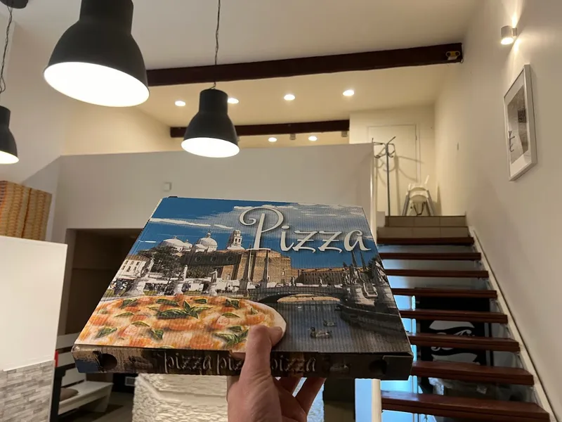 La Siciliana - pizza z pieca na drewno