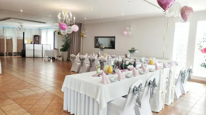 Restauracja TOBIASZ Bydgoszcz - imprezy okolicznościowe, catering z dowozem, sala do wynajęcia