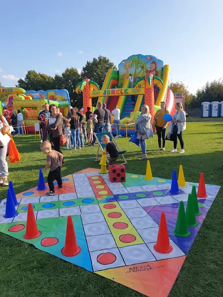 Gumiś Event - zjeżdżalnie dmuchane, dmuchańce, kule wodne, eurobungee