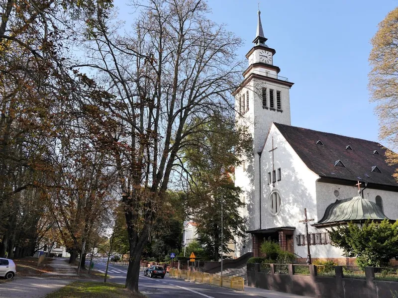 Kościół Rzymskokatolicki pw. Najświętszego Zbawiciela