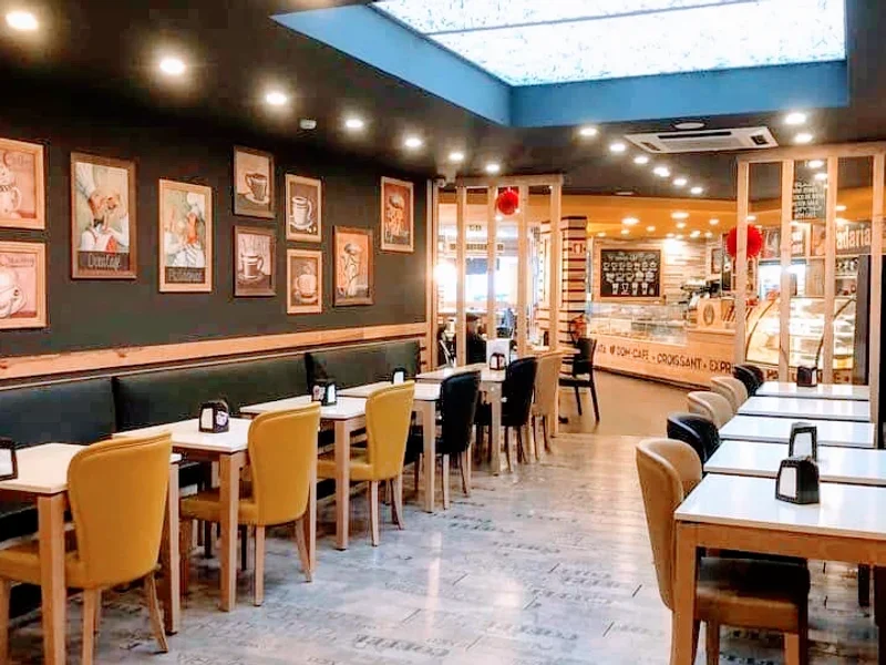 Mocambo Café & Deli