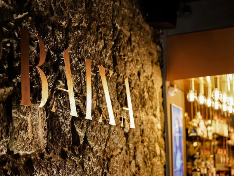 Baixa - Friends & Fun