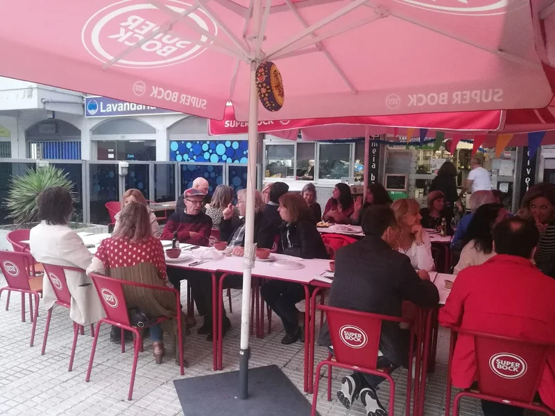 Meia Banana - Snack-Bar, Lda.