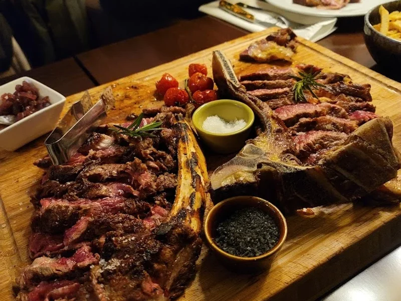 Taberna do Lopes First Floor