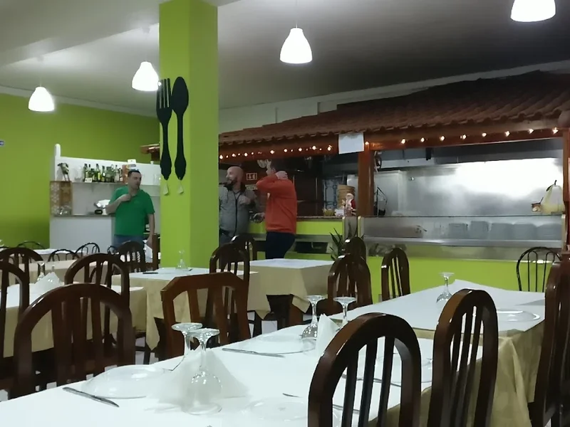 Churrasqueira Oliveirinha