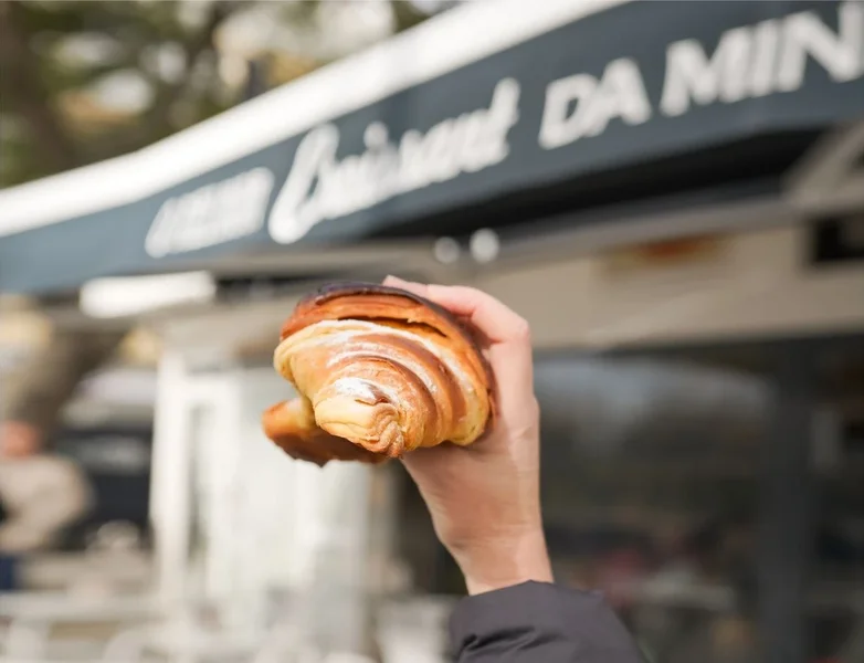 O Melhor Croissant da Minha Rua