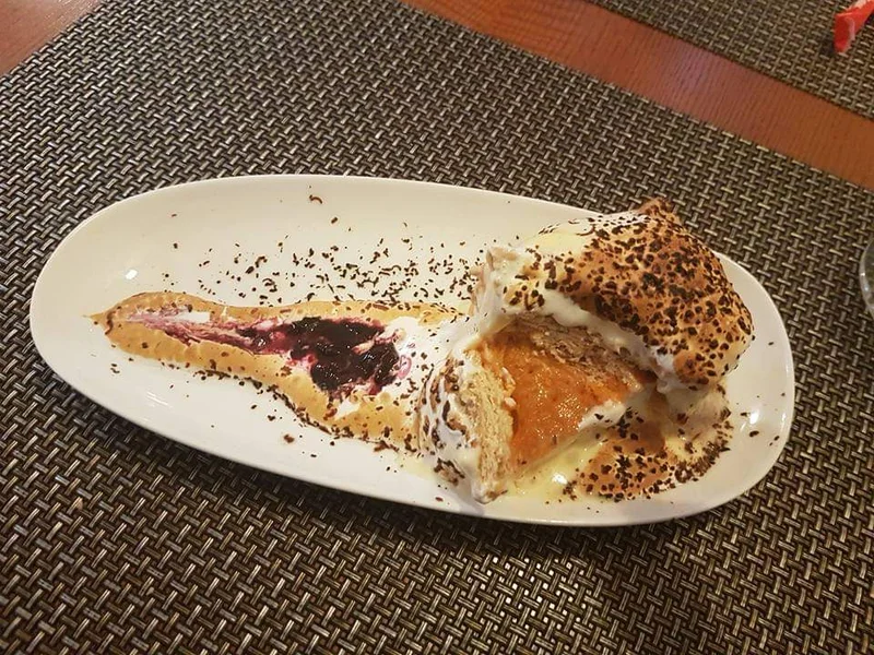 Aurora, Vinhos & Petiscos