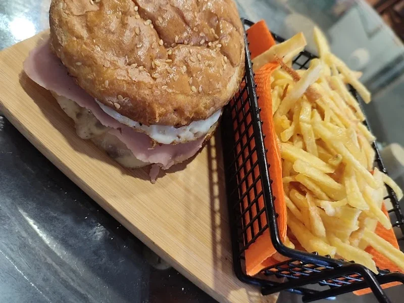 A Petisqueira De Susão