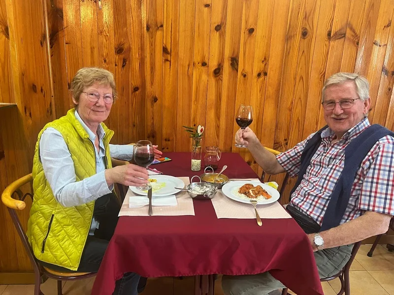 Mt. 8848 Restaurant & Bar