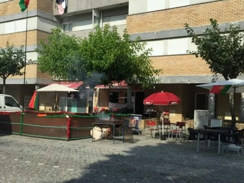 Tasquinha "Os Amigos do Rocha"