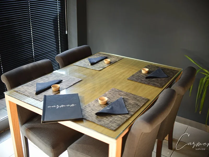 Carmen - Sushi Bar | Sushi Tradicional e de Fusão |