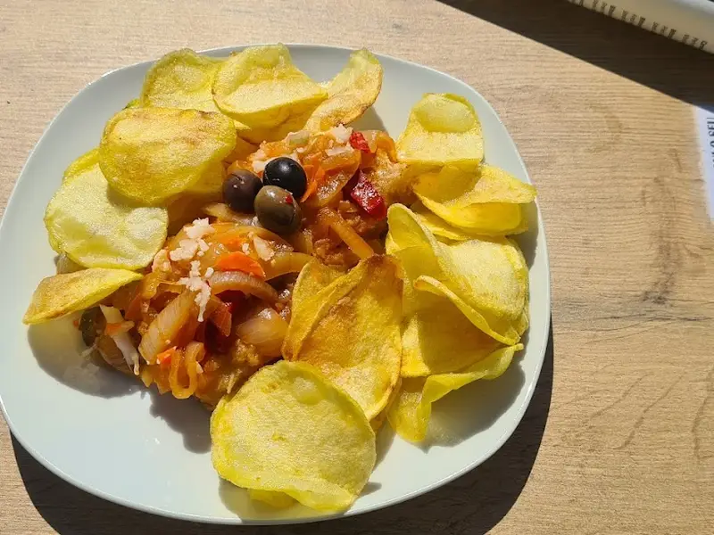 100 Pratus White Sand Club