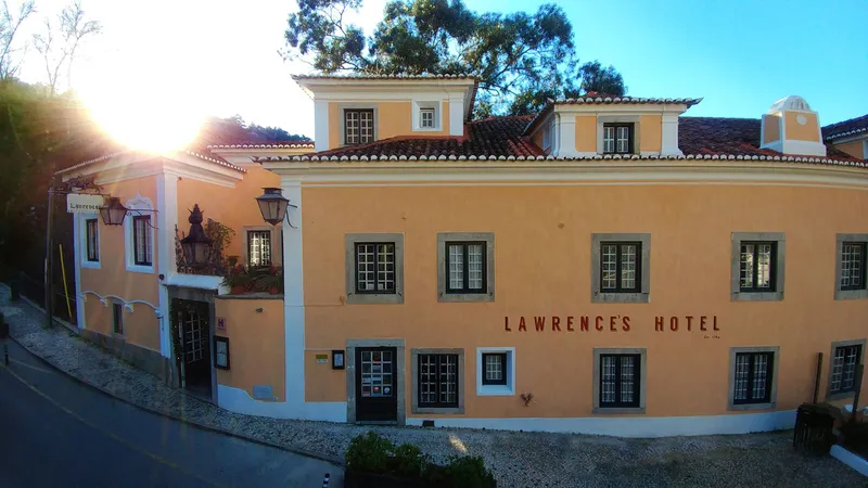 Lawrence's Hotel