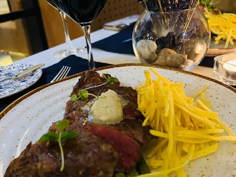 Four Points by Sheraton Matosinhos